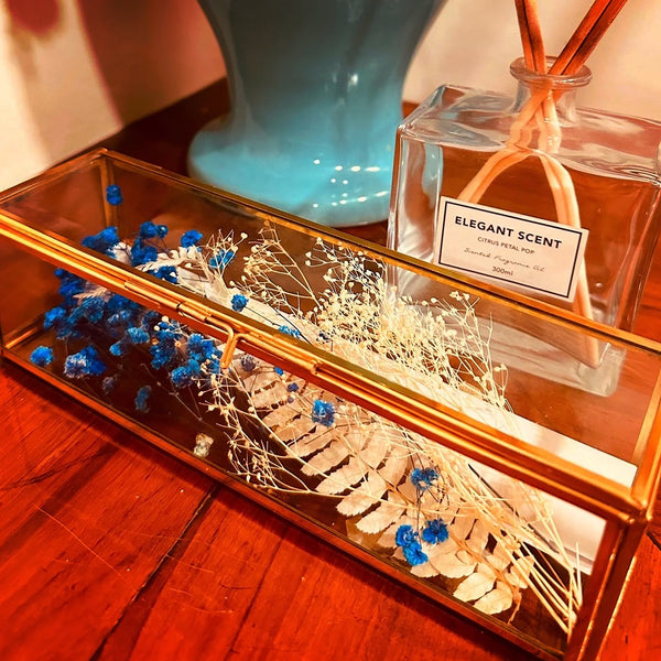 Exquisite and Luxurious Wedding Gift Ideas to Impress the Happy Couple from The Style Salad
