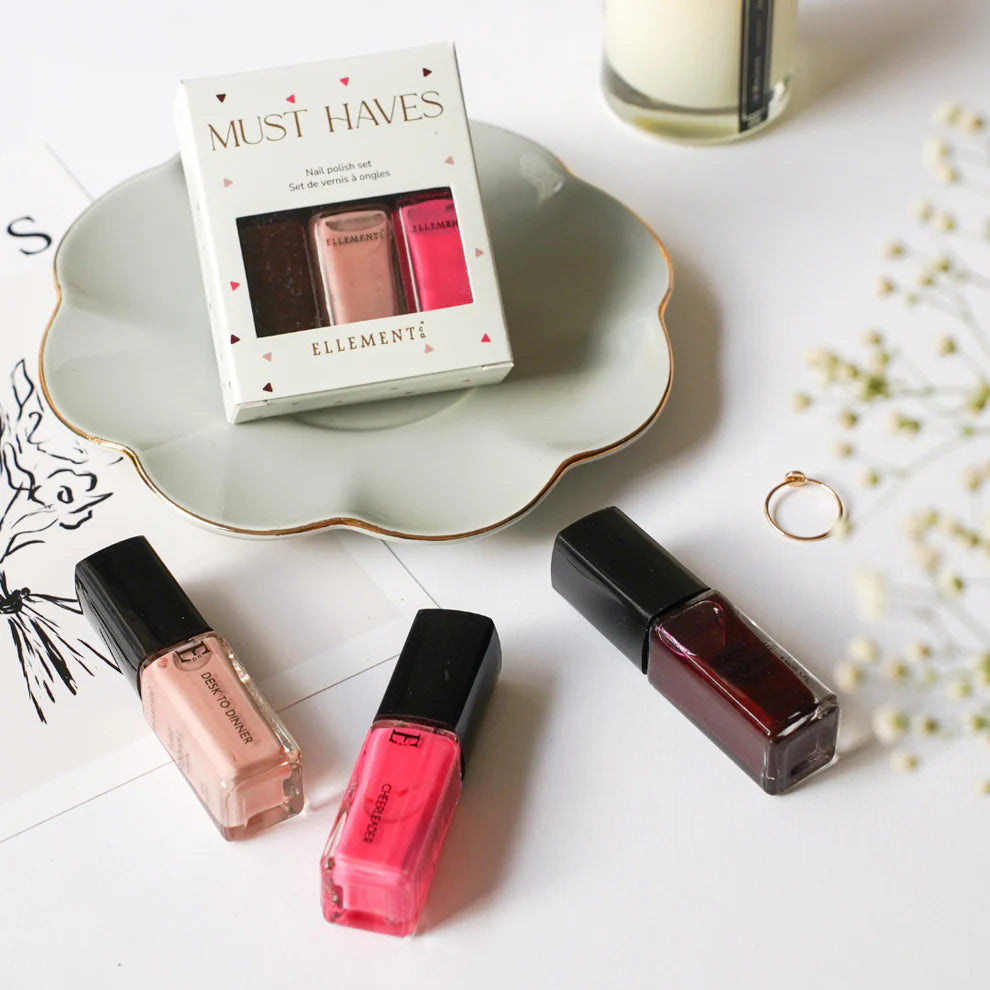 Must Haves Nail Polish Set