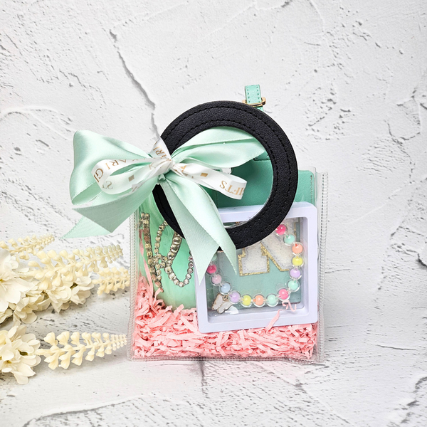 Mint Charm Travel Set