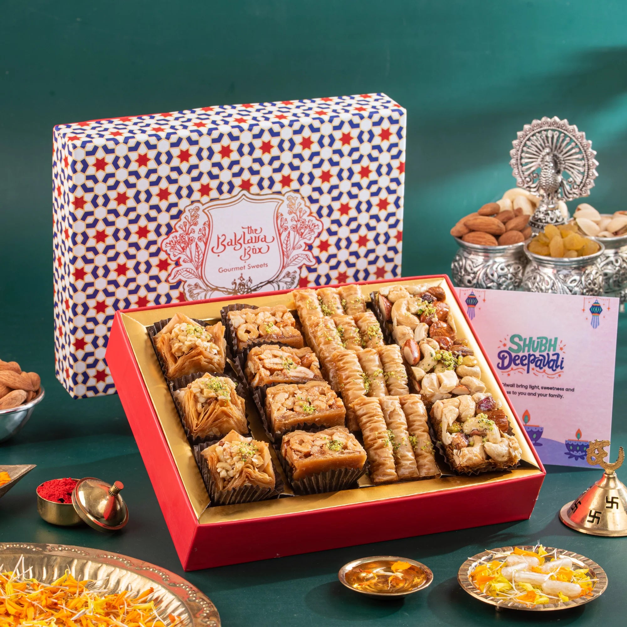 White Imperial Baklava Sweets Gift Box