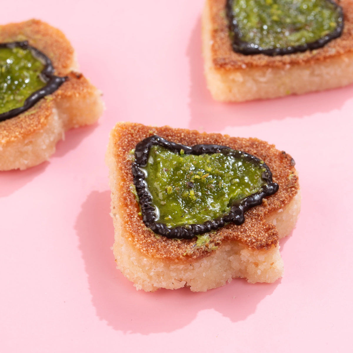 Pistachio Kunafa Basbousa