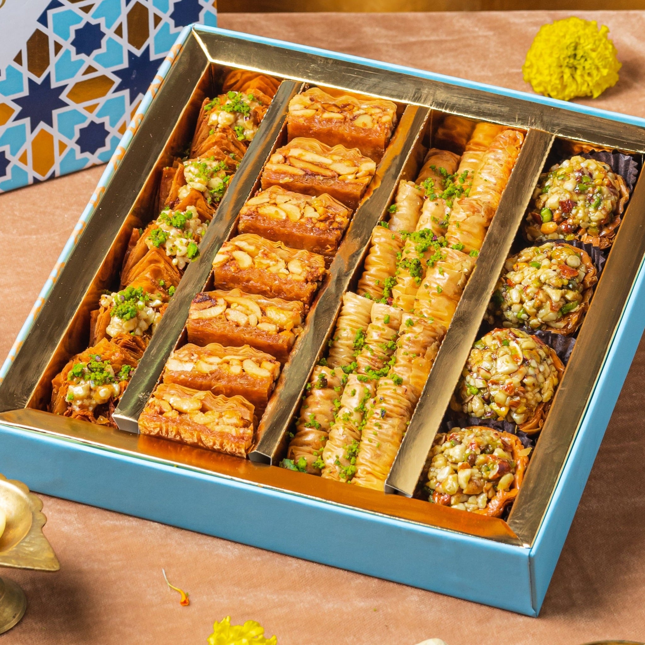 Blue Imperial Assorted Baklava Box | 500g