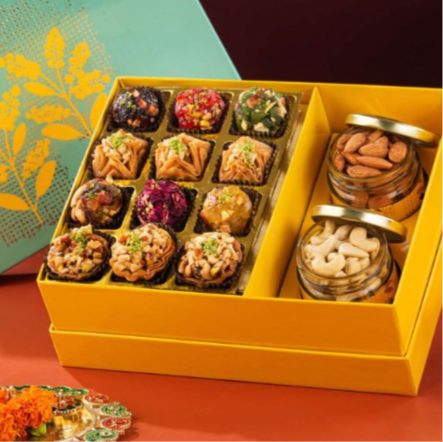 Torquise Assorted Baklava, Indian Fusion & Dry Fruits Box