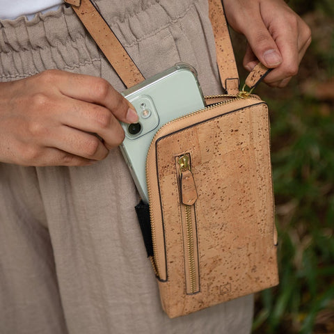 Ivy Mobile Sling - The Style Salad