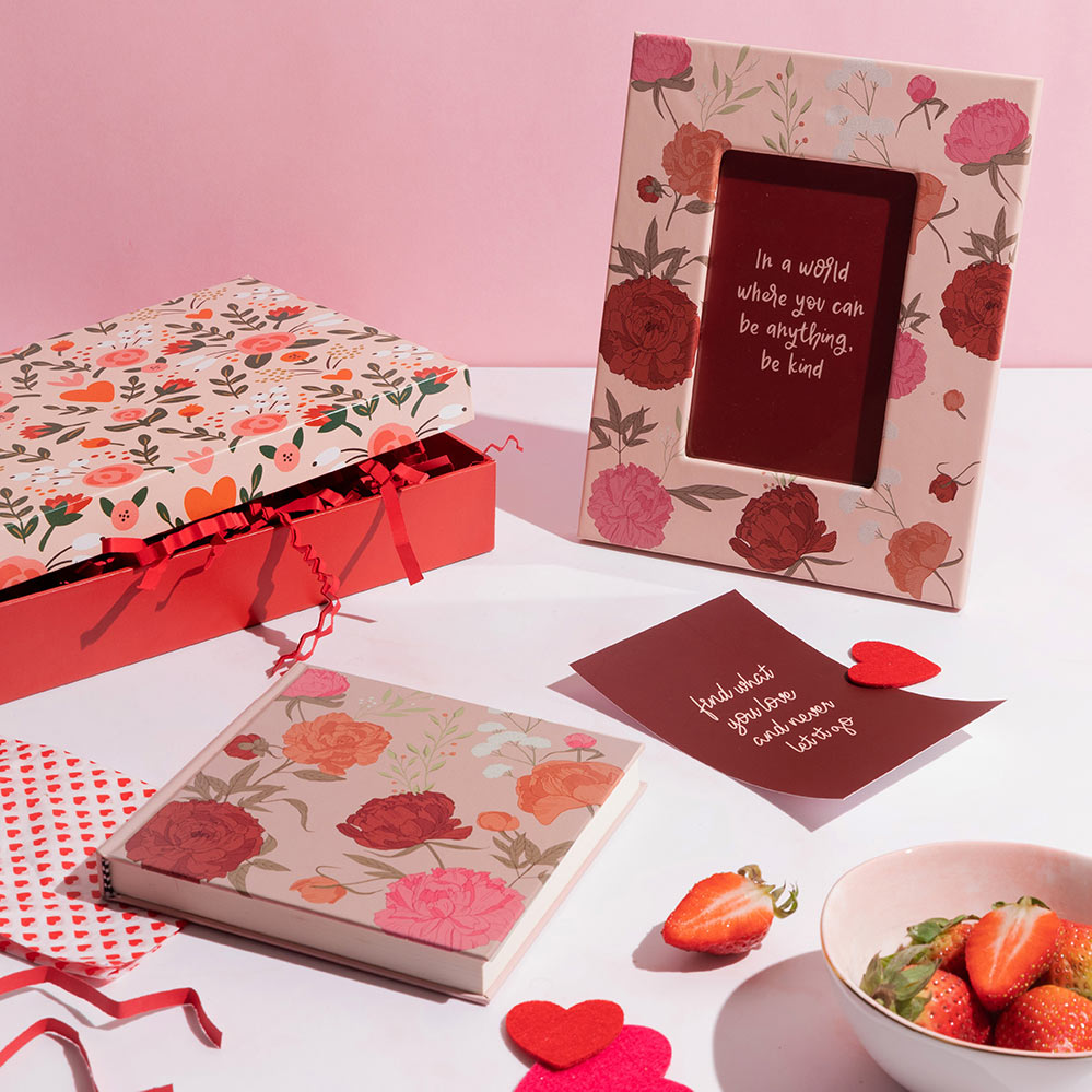 Vintage Floral Frame + NoteBook Set