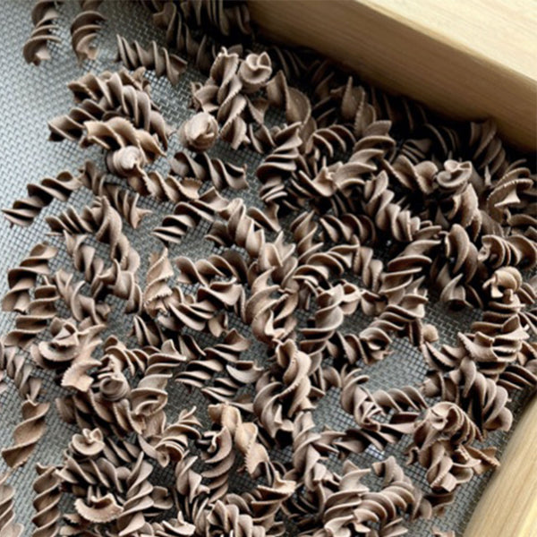Cacao Fusilli - dry pasta - the style salad