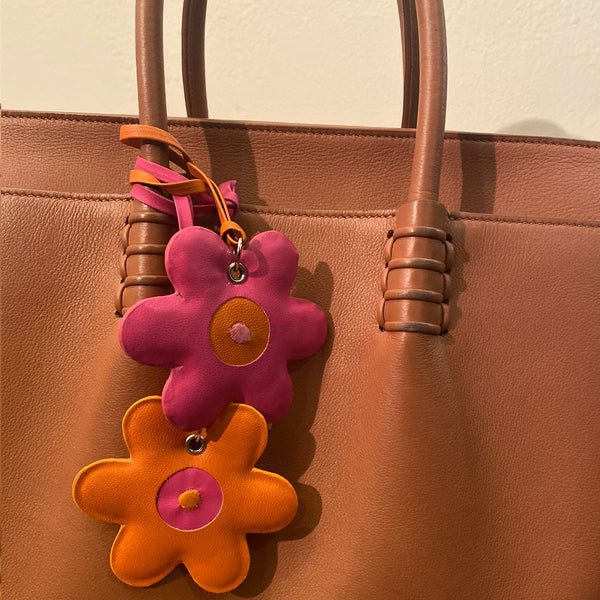 Daisy & Hottie Bag Charm - The Style Salad