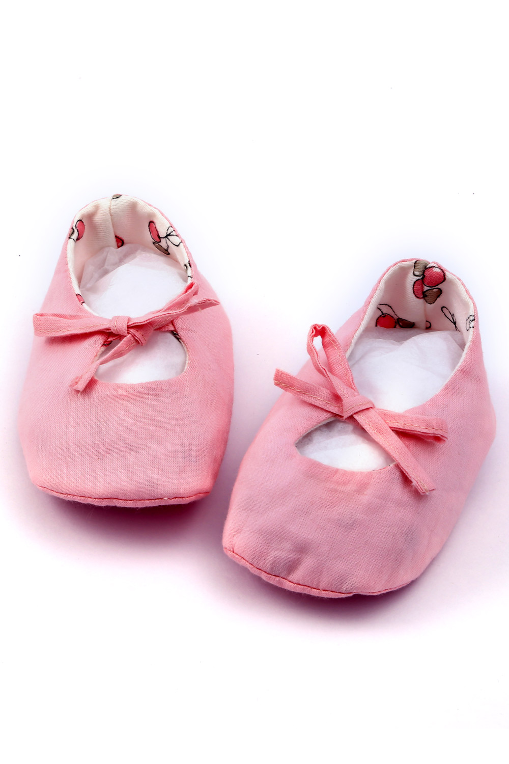 Handmade Baby Booties - The Style Salad