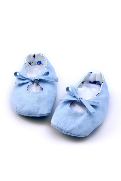 Handmade Baby Booties - The Style Salad