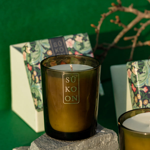 Oudh Candle - The Style Salad