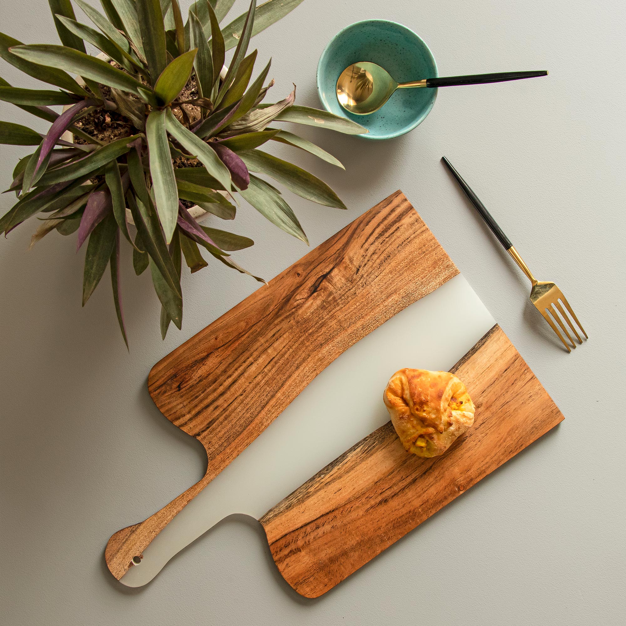 Platter with Paddle - The Style Salad