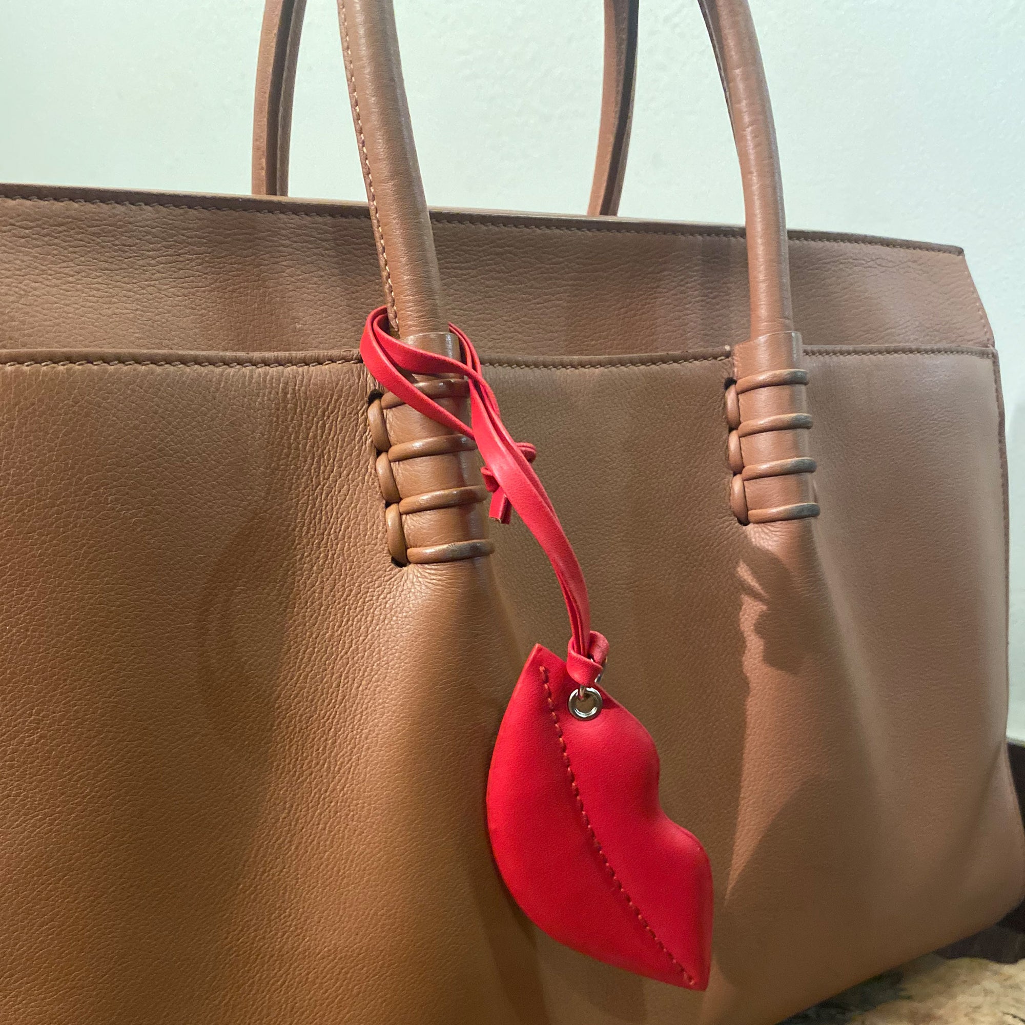 Daisy & Hottie Bag Charm