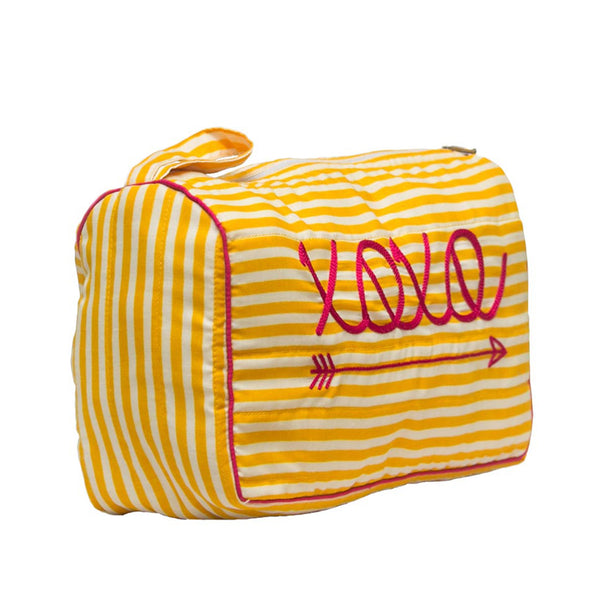 XOXO Pouch - The Style Salad